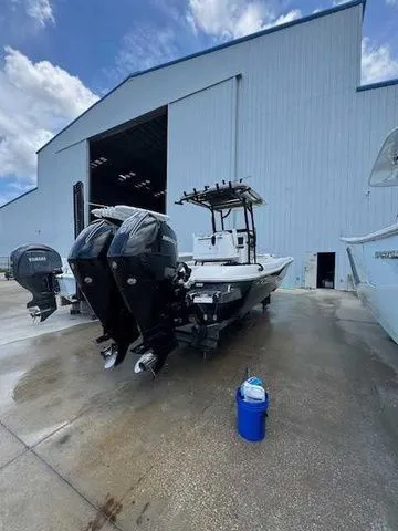 Slide: The Image of Caymas 28HB TWIN 2022 - 8