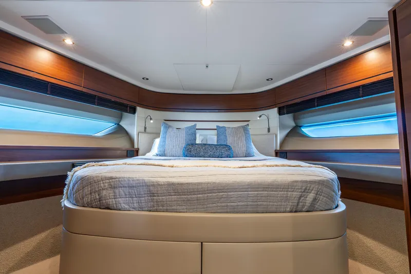 Slide: The Image of Luxurious interior of 2018 Princess F-68 yacht with modern design and flat-screen TV. - 43
