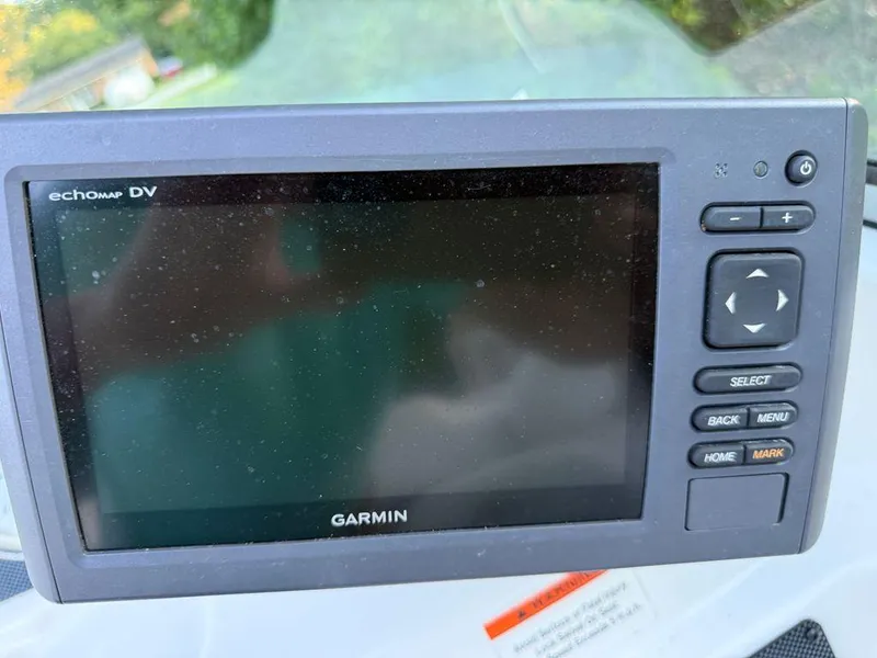 Slide: The Image of Mariah R19.9 Bowrider 2010 - 11