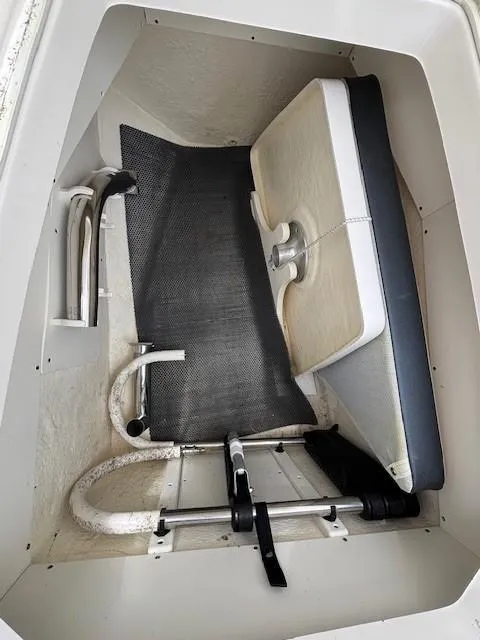 Slide: The Image of Robalo R302 Center Console 2019 - 17