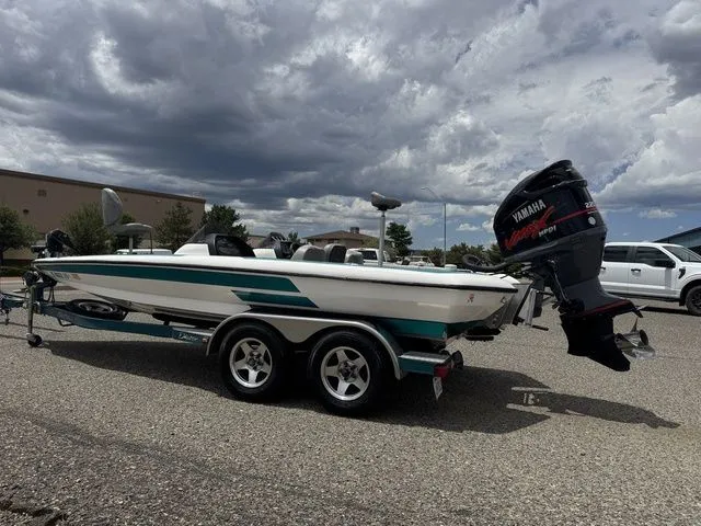 Slide: The Image of Blazer 202 Pro-V 2005 - 18