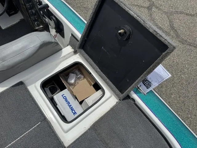 Slide: The Image of Blazer 202 Pro-V 2005 - 48