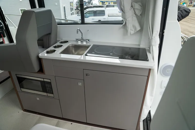 Slide: The Image of Beneteau Antares 9 2025 - 16