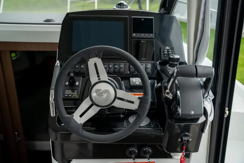 Slide: The Image of Beneteau Antares 9 2025 - 20