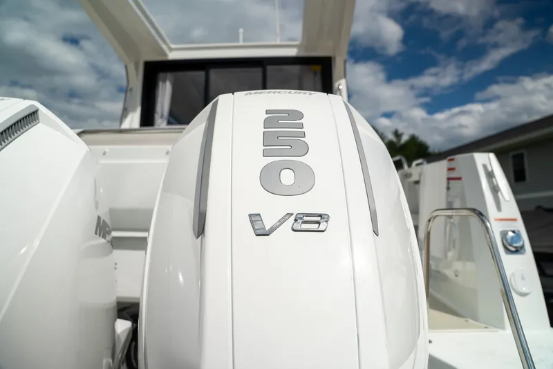 Slide: The Image of Beneteau Antares 9 2025 - 32