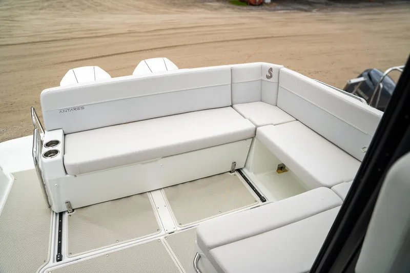 Slide: The Image of Beneteau Antares 9 2025 - 7