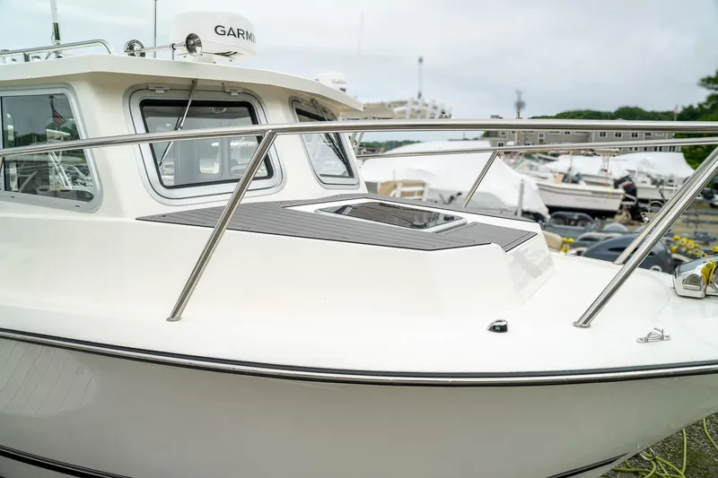 Slide: The Image of Defiance Admiral 260 EX 2025 - 27