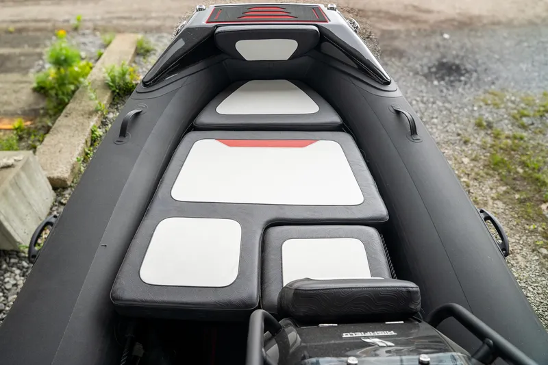 Slide: The Image of Highfield Jet420 2025 - 12