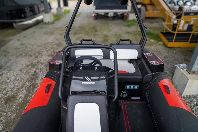 Slide: The Image of Highfield Jet420 2025 - 14