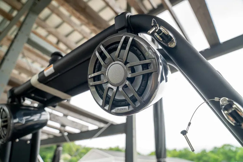 Slide: The Image of Highfield Jet420 2025 - 15