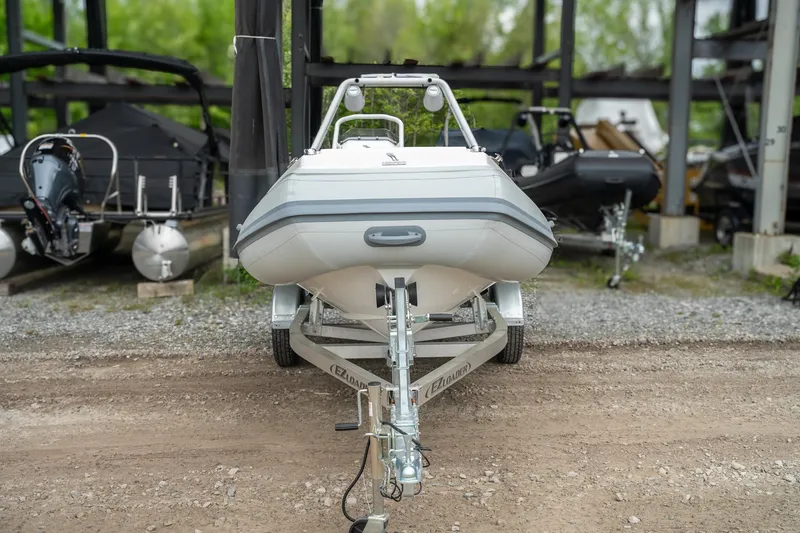 Slide: The Image of Highfield Velox 420 2025 - 4