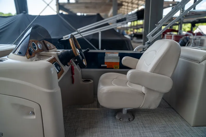 Slide: The Image of Berkshire 233 RFX 2013 - 12