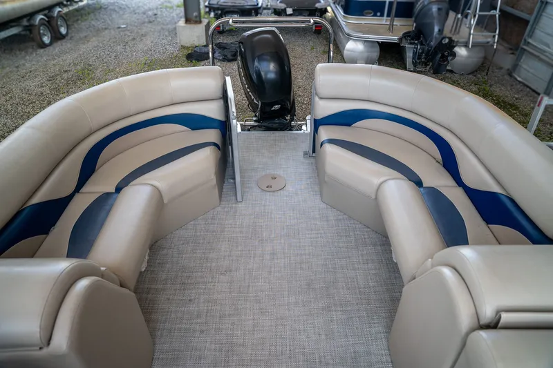 Slide: The Image of Berkshire 233 RFX 2013 - 18