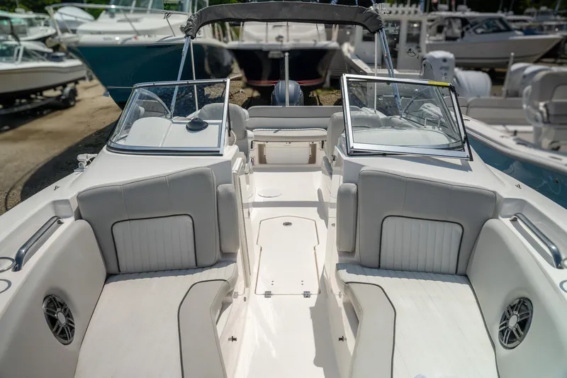 Slide: The Image of Sea Fox 226 Traveler 2021 - 11