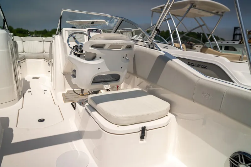 Slide: The Image of Sea Fox 226 Traveler 2021 - 17