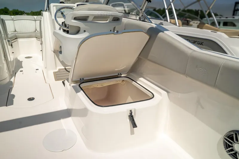 Slide: The Image of Sea Fox 226 Traveler 2021 - 19