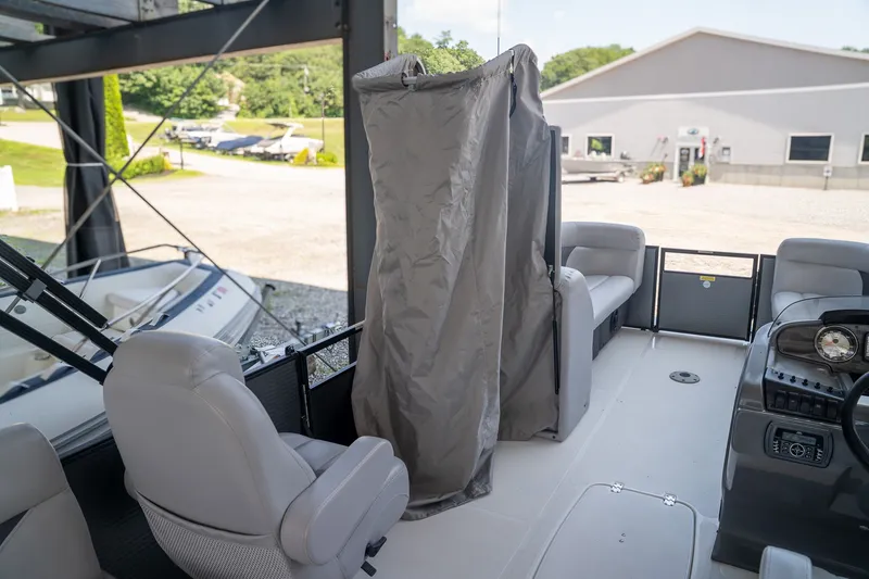 Slide: The Image of Hurricane FD 236 SB 2018 - 16