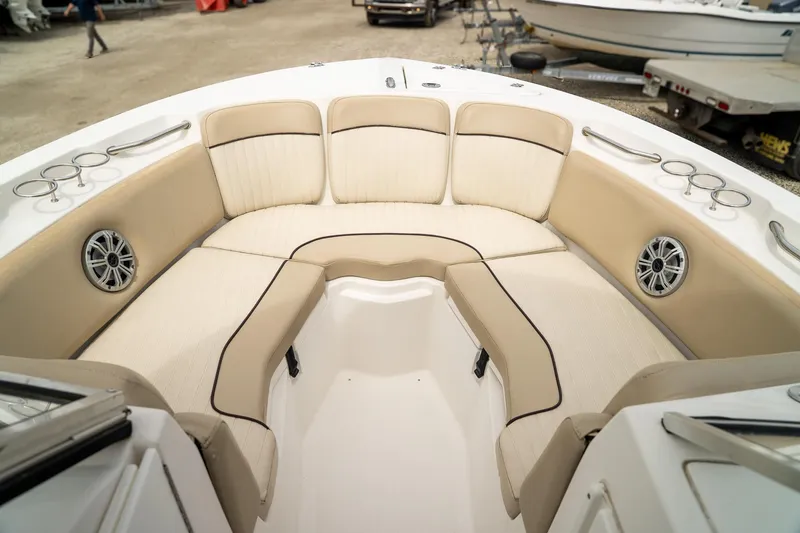 Slide: The Image of Sea Fox 226 Traveler 2016 - 11