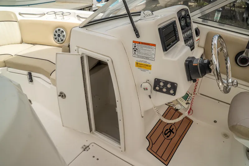 Slide: The Image of Sea Fox 226 Traveler 2016 - 13