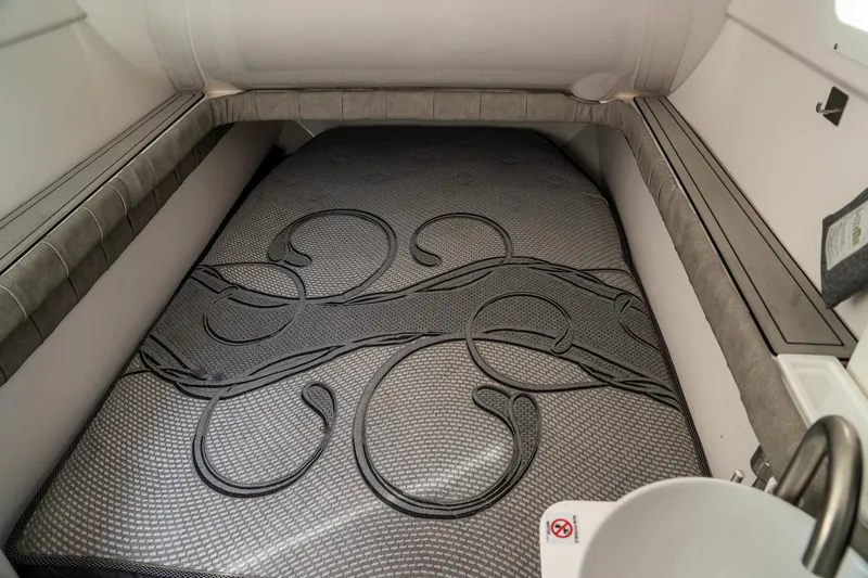 Slide: The Image of Sea Fox 368 Commander 2022 - 18