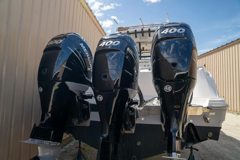 Slide: The Image of Sea Fox 368 Commander 2022 - 6