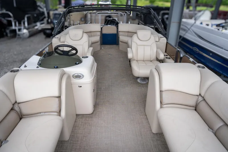 Slide: The Image of Misty Harbor B-2285CU 2017 - 13