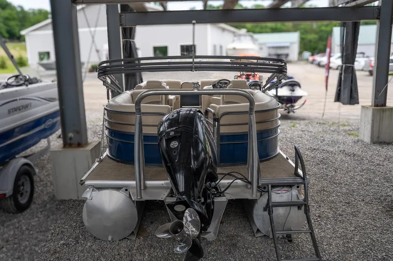 Slide: The Image of Misty Harbor B-2285CU 2017 - 7