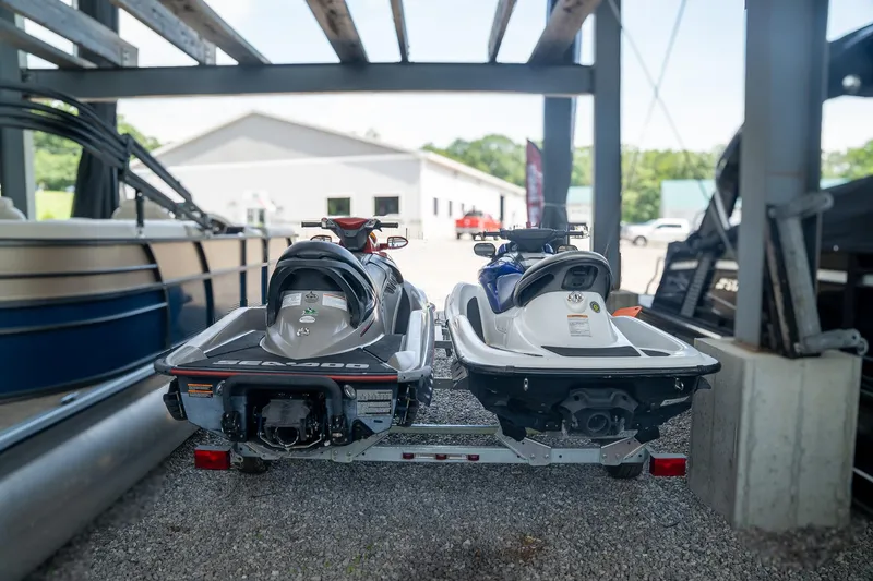 Slide: The Image of Sea-Doo RXT215 2005 - 4