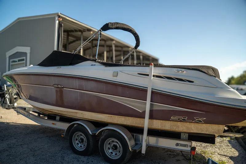 Slide: The Image of Sea Ray 270 SLX 2006 - 4