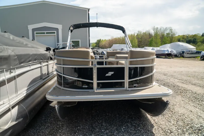 Slide: The Image of Starcraft LX 16 R 2025 - 17