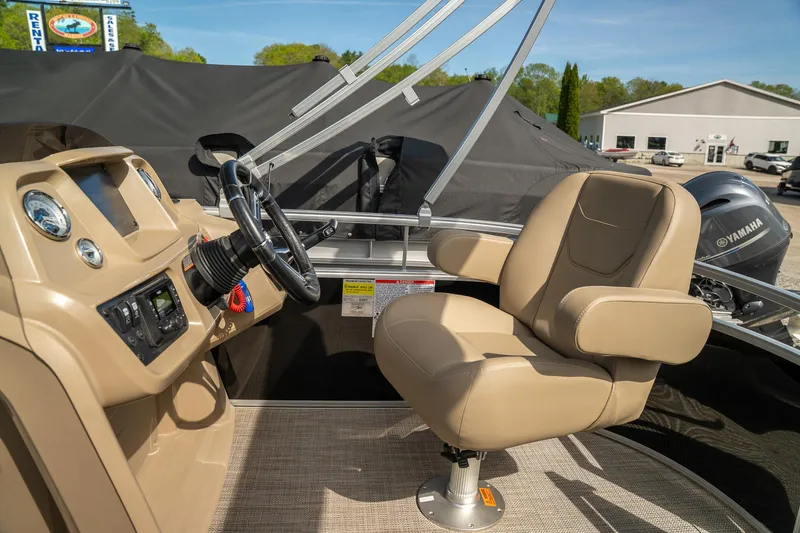 Slide: The Image of Starcraft LX 16 R 2025 - 6