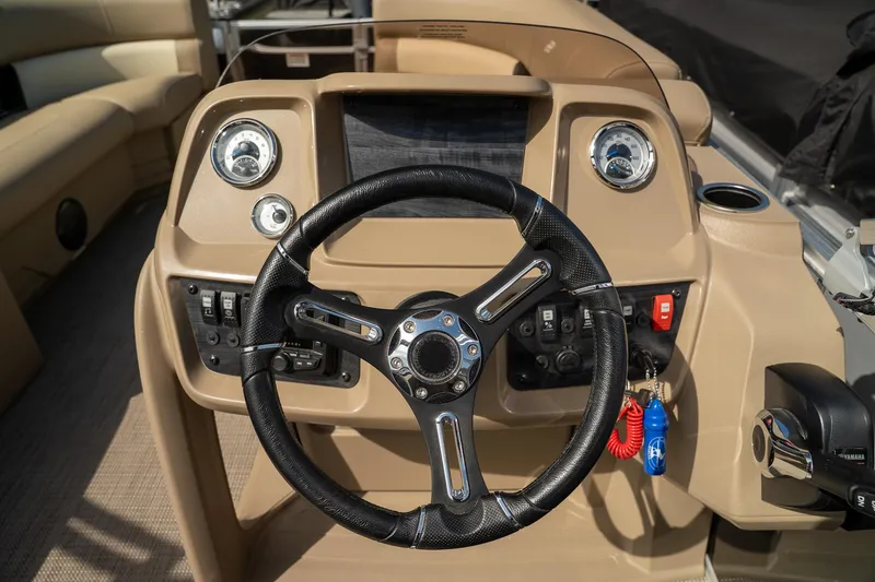 Slide: The Image of Starcraft LX 16 R 2025 - 8