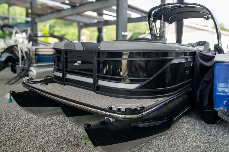 Slide: The Image of Starcraft MX 25 Q DH 2023 - 5