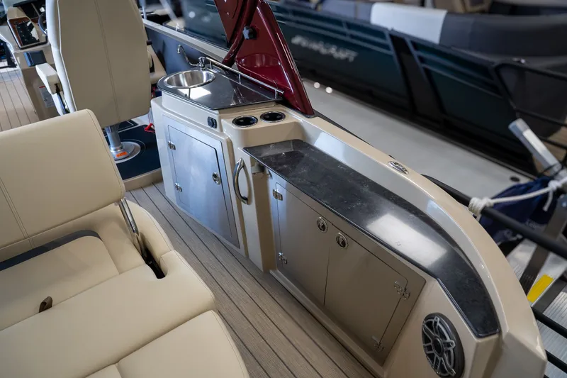 Slide: The Image of Starcraft RX 23 Q DC 2025 - 10