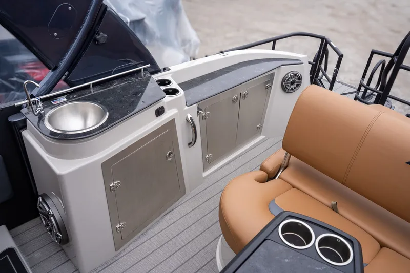 Slide: The Image of Starcraft RX 23 Q DH 2025 - 10