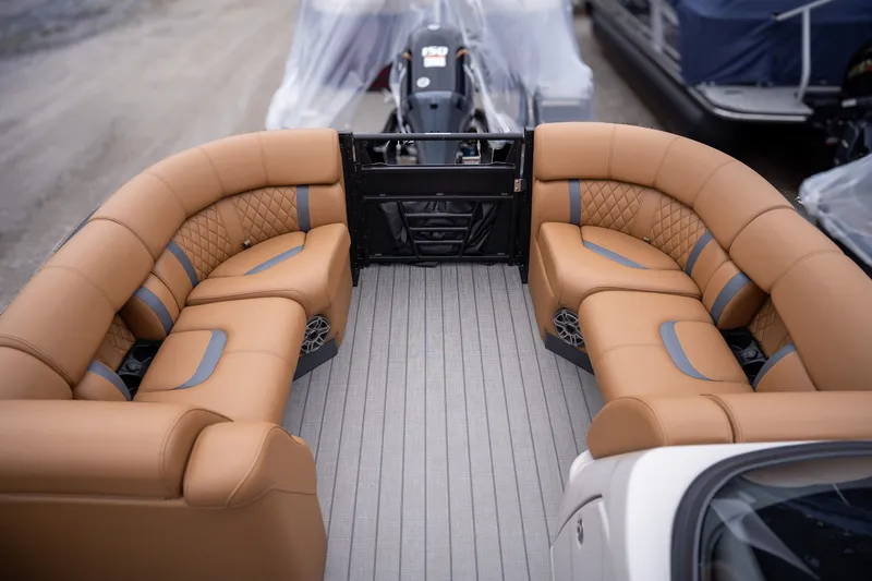 Slide: The Image of Starcraft RX 23 Q DH 2025 - 6