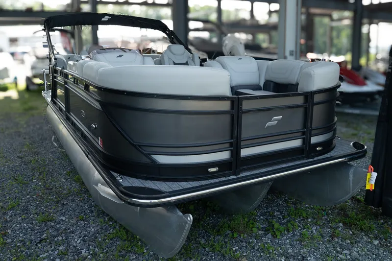 Slide: The Image of Starcraft SLS 1 2021 - 4