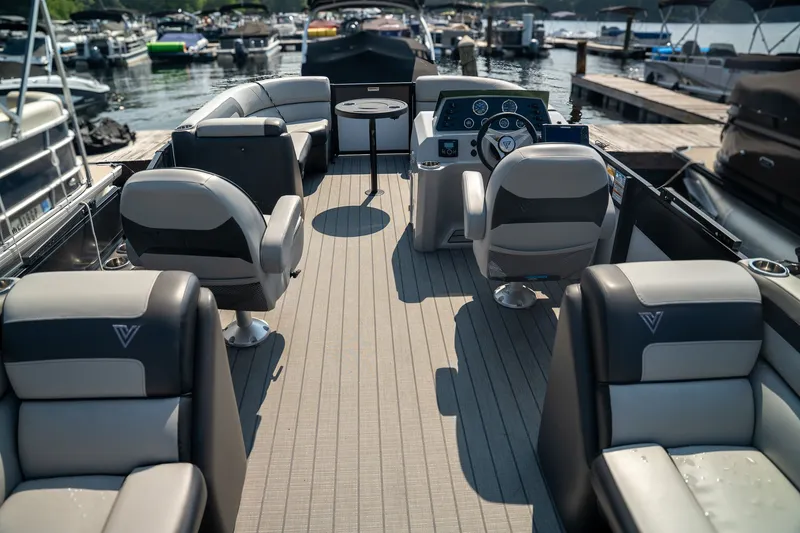 Slide: The Image of Viaggio Lago 22U 2022 - 8