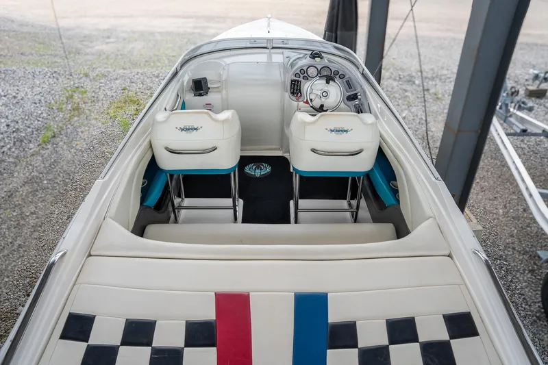 Slide: The Image of Wellcraft Scarab 260 1998 - 9