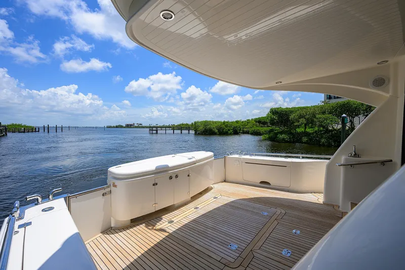 Slide: The Image of Maritimo 52 JAMCAT@SEA - Cockpit - 35