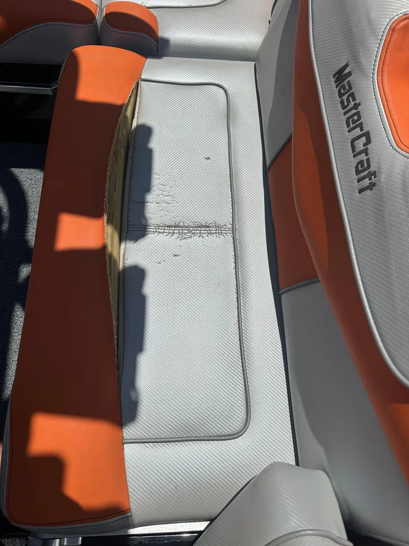 Slide: The Image of MasterCraft Xstar 2014 - 10