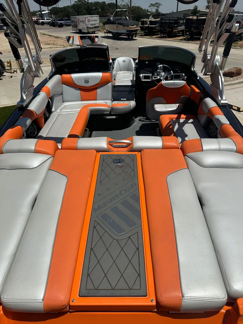 Slide: The Image of MasterCraft Xstar 2014 - 13