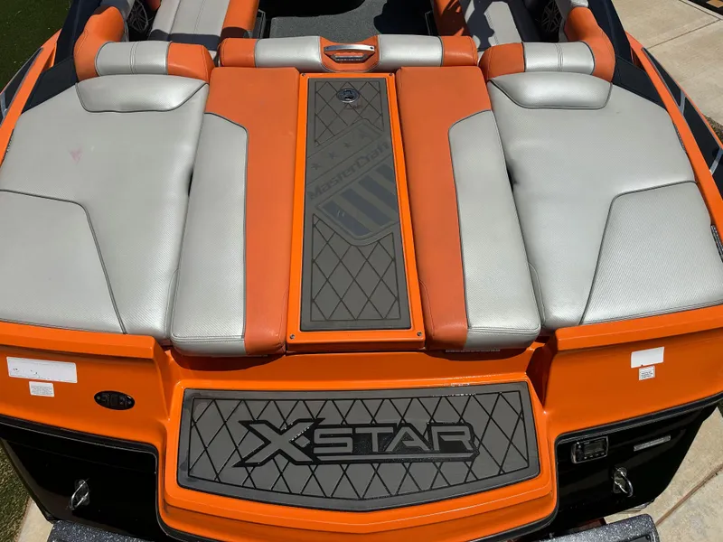 Slide: The Image of MasterCraft Xstar 2014 - 14