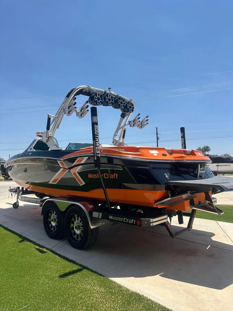 Slide: The Image of MasterCraft Xstar 2014 - 16