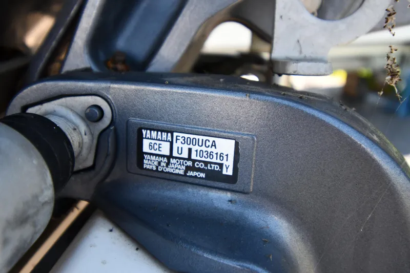 Slide: The Image of Cutwater C-24 2017 - 108