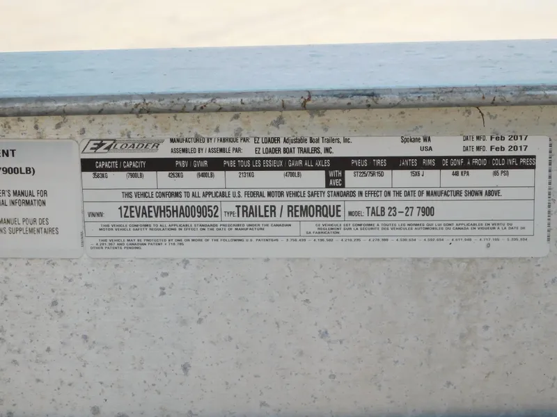 Slide: The Image of Cutwater C-24 2017 - 110