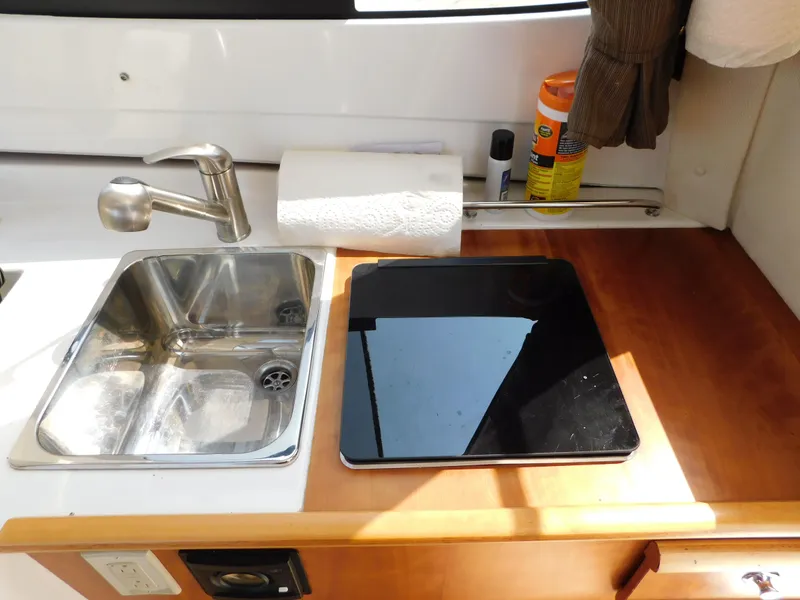 Slide: The Image of Cutwater C-24 2017 - 56