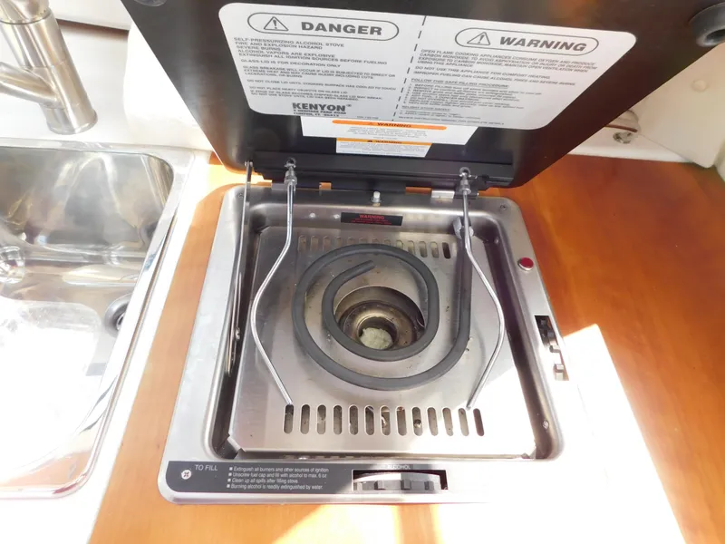 Slide: The Image of Cutwater C-24 2017 - 57