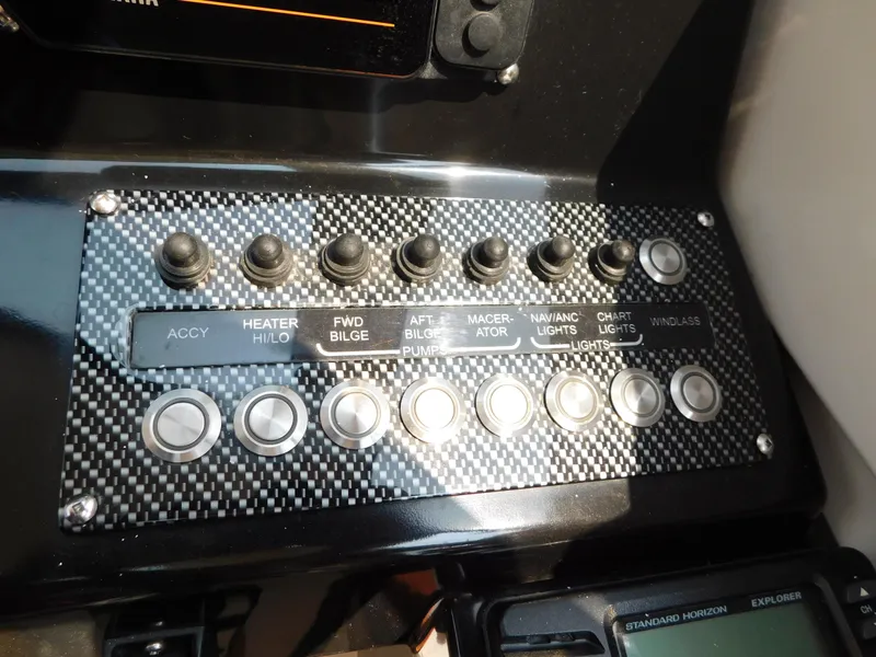 Slide: The Image of Cutwater C-24 2017 - 69