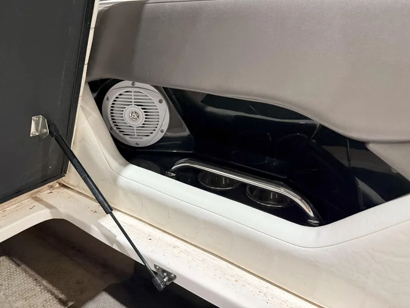 Slide: The Image of 2008 Regal 2000 Bowrider interior with Kenwood speaker and cup holders. - 22